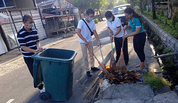 Jumat Bersih di Lingkungan Kantor BPKAD Kota Denpasar